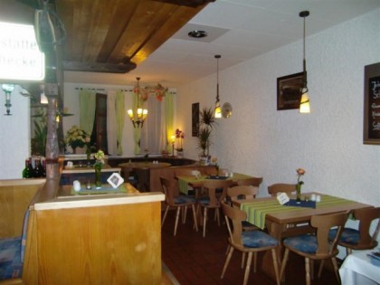 照片: Eppel&amp;#039;s Eichbaum Theke