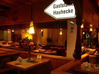 照片: Eppel&amp;#039;s Eichbaum Theke